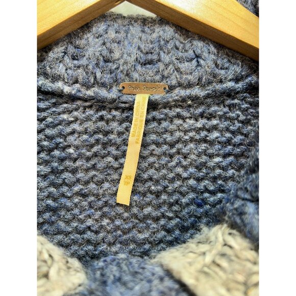 Free People Women's Wool Cardigan Sweater Knit Stretch Size XS Blue Long Sleeve - Picture 3 of 12